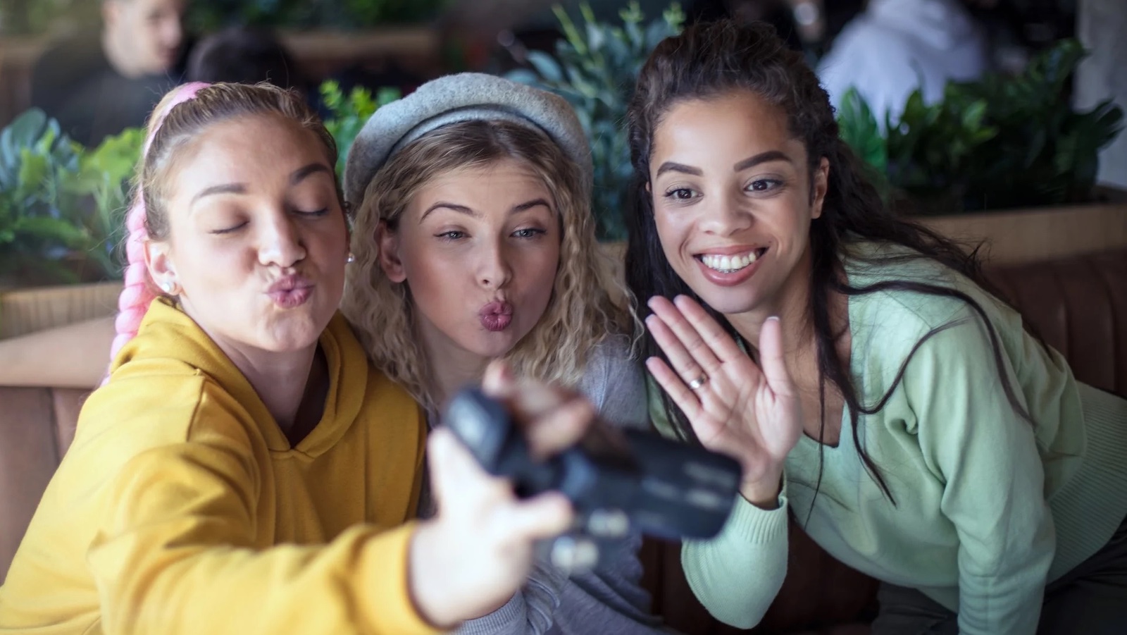 How Creators Can Request TikTok Shop Free Samples